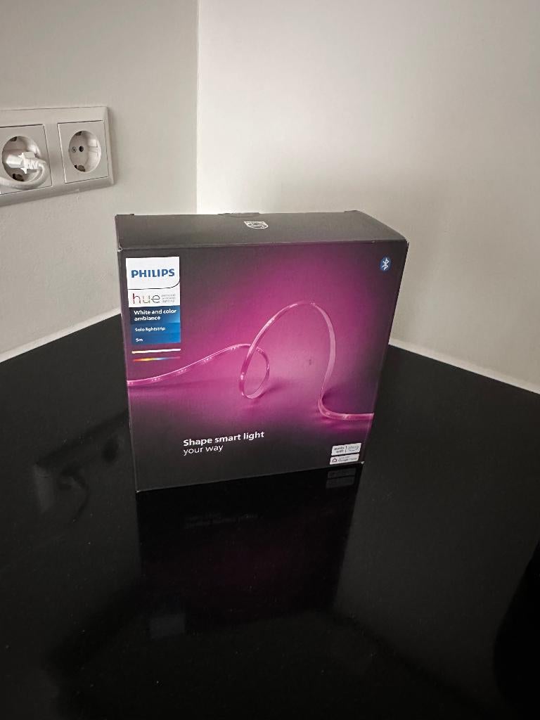 Philips Hue Solo Lightstrip 5m White and Color Ambiance, Led-lamp, Minder dan 30 watt, Nieuw, Overige fittingen