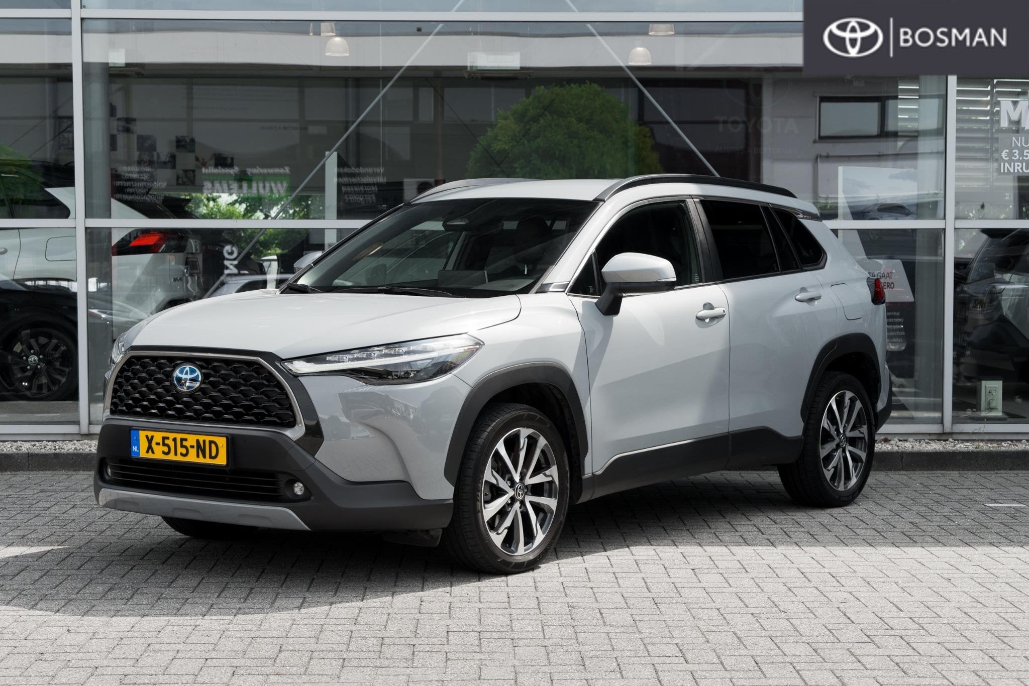 Toyota Corolla Cross Hybrid 140 Business Plus, Gebruikt, 4 cilinders, Leder en Stof, Origineel Nederlands