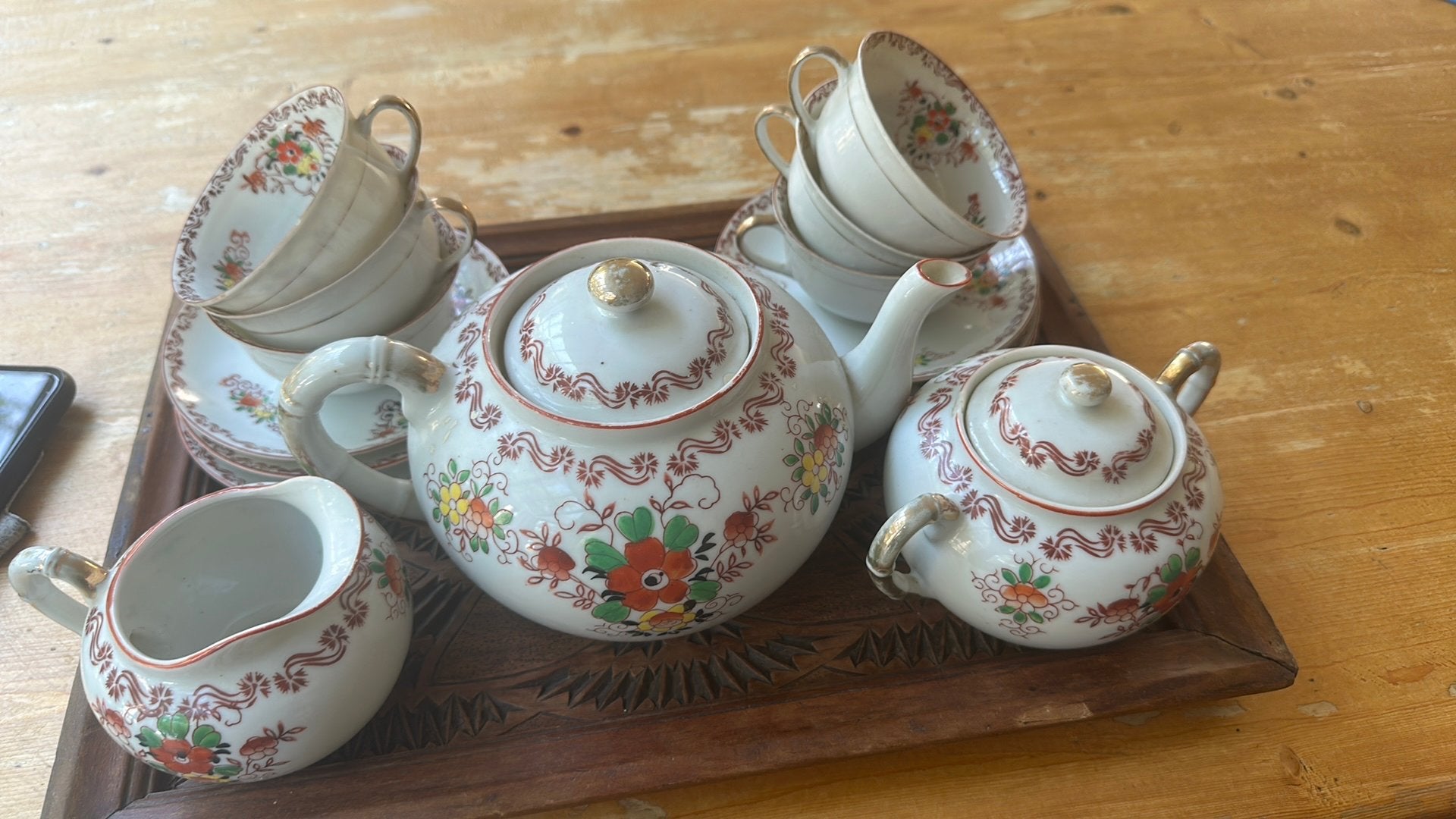 Foreign Import servies, Ophalen