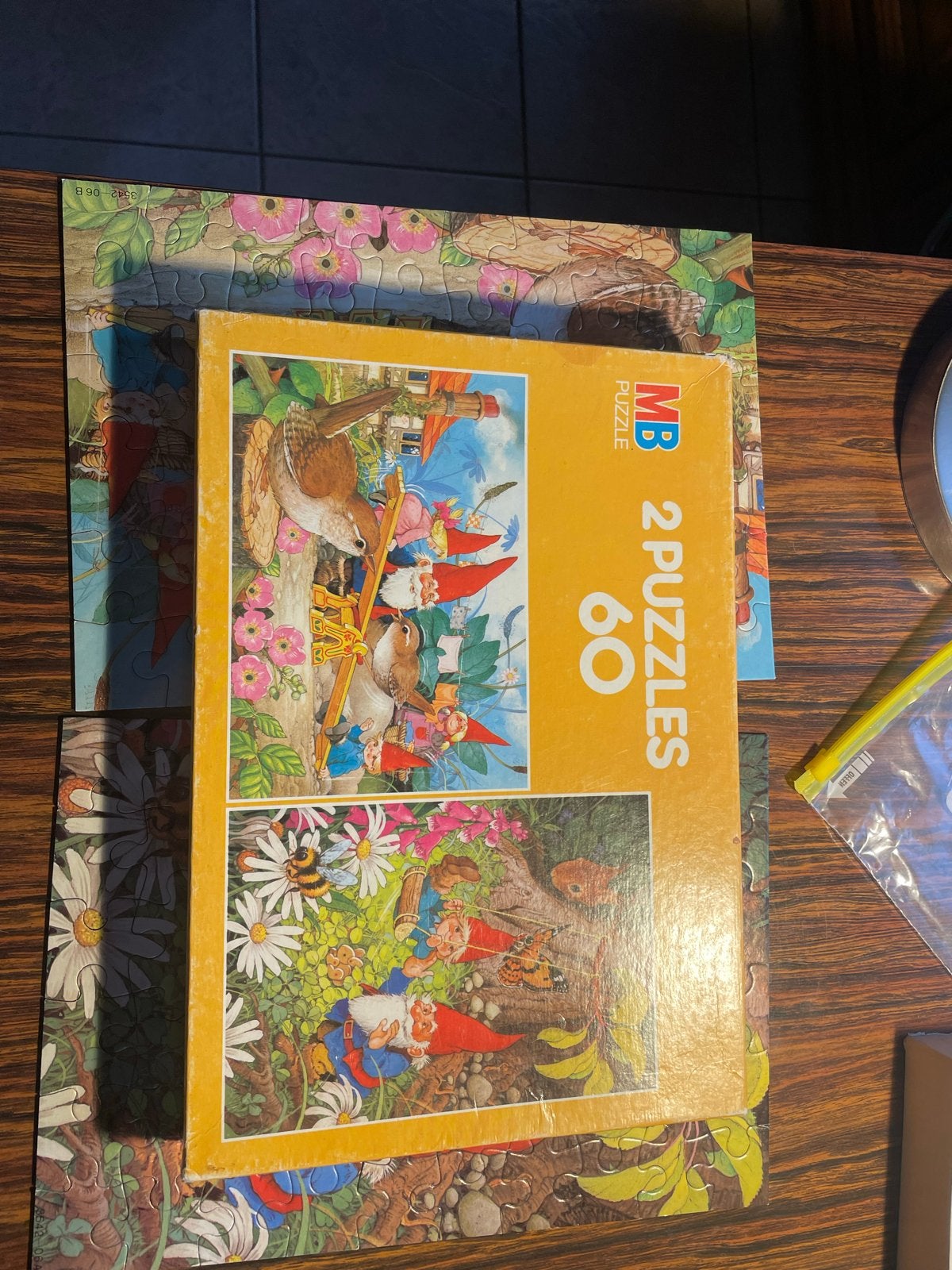 MB Puzzel 2x60 stukjes - david de kabouter, Ophalen of Verzenden, Minder dan 500 stukjes, Gebruikt, Legpuzzel