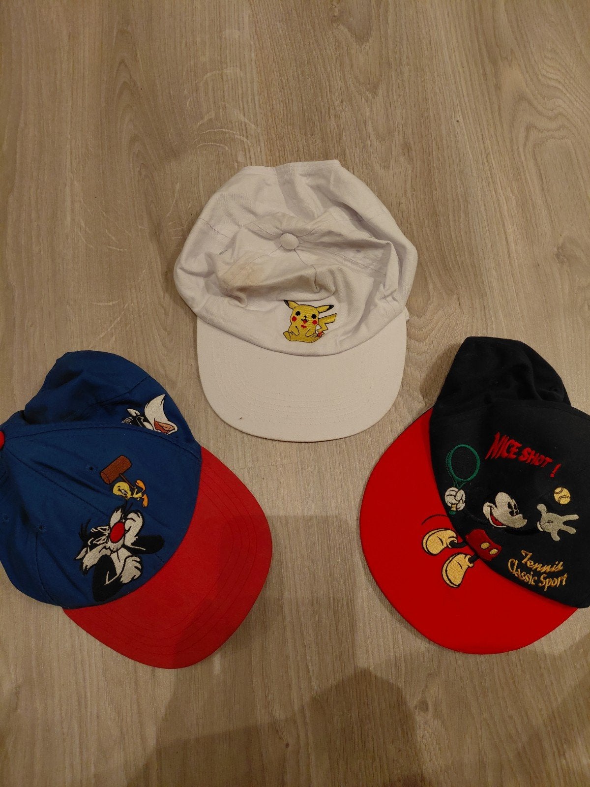 pokémon pikachu Mickey loont tunes, Ophalen of Verzenden