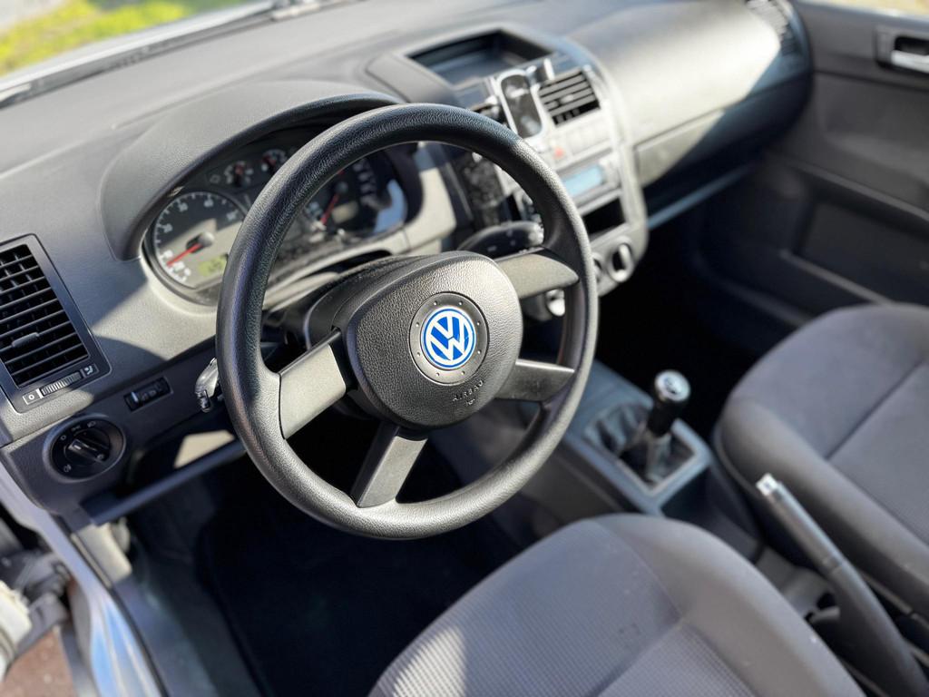 Volkswagen Polo 1.4-16V Comfortline | Airco | Cruise control, Auto's, Volkswagen, Voorwielaandrijving, Stof, Zwart, 4 cilinders