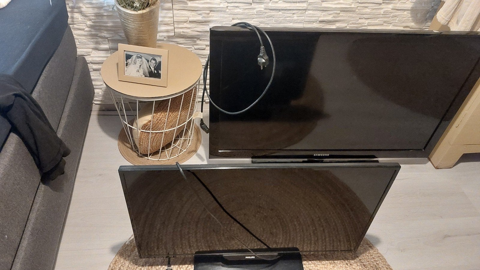 2 x tv Samsung en Philips, Audio, Tv en Foto, Home Cinema-sets, Ophalen, Philips, Soundbar, Blu-ray-speler