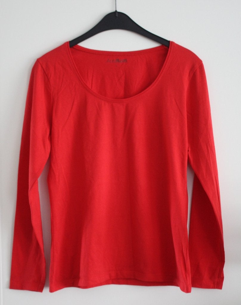 rood shirt  maat l, Kleding | Dames, T-shirts, Gedragen, Maat 42/44 (L), Rood, Lange mouw, Ophalen of Verzenden