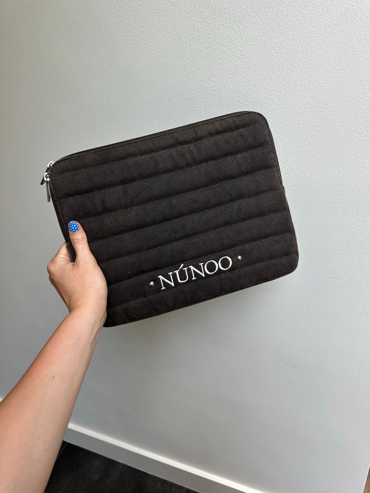 Nunoo laptophoes, Computers en Software, Laptophoezen, Ophalen of Verzenden
