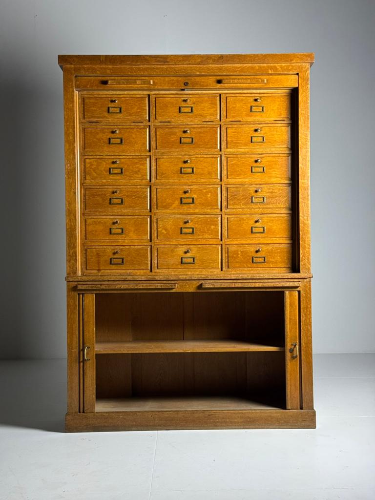 Archiefkast apothekerskast roldeurkast, Ophalen, 100 tot 150 cm, Eikenhout, Zo goed als nieuw