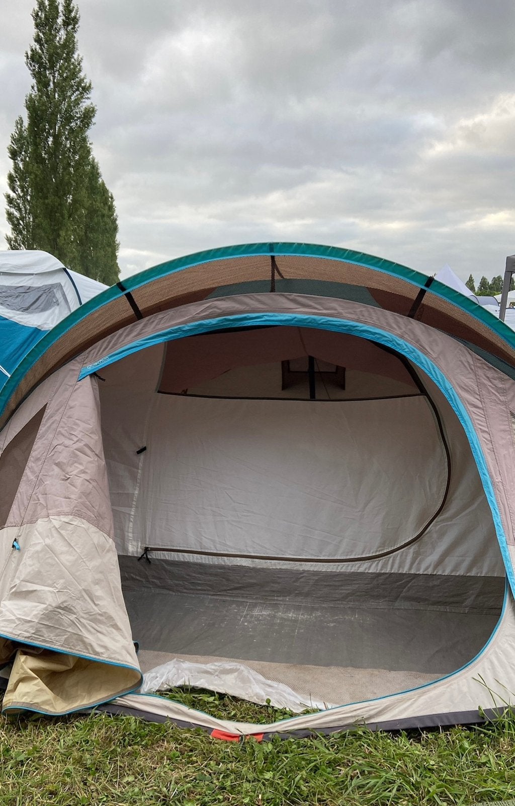 Quechua opgooitent 3 persoons XL, Ophalen, Gebruikt