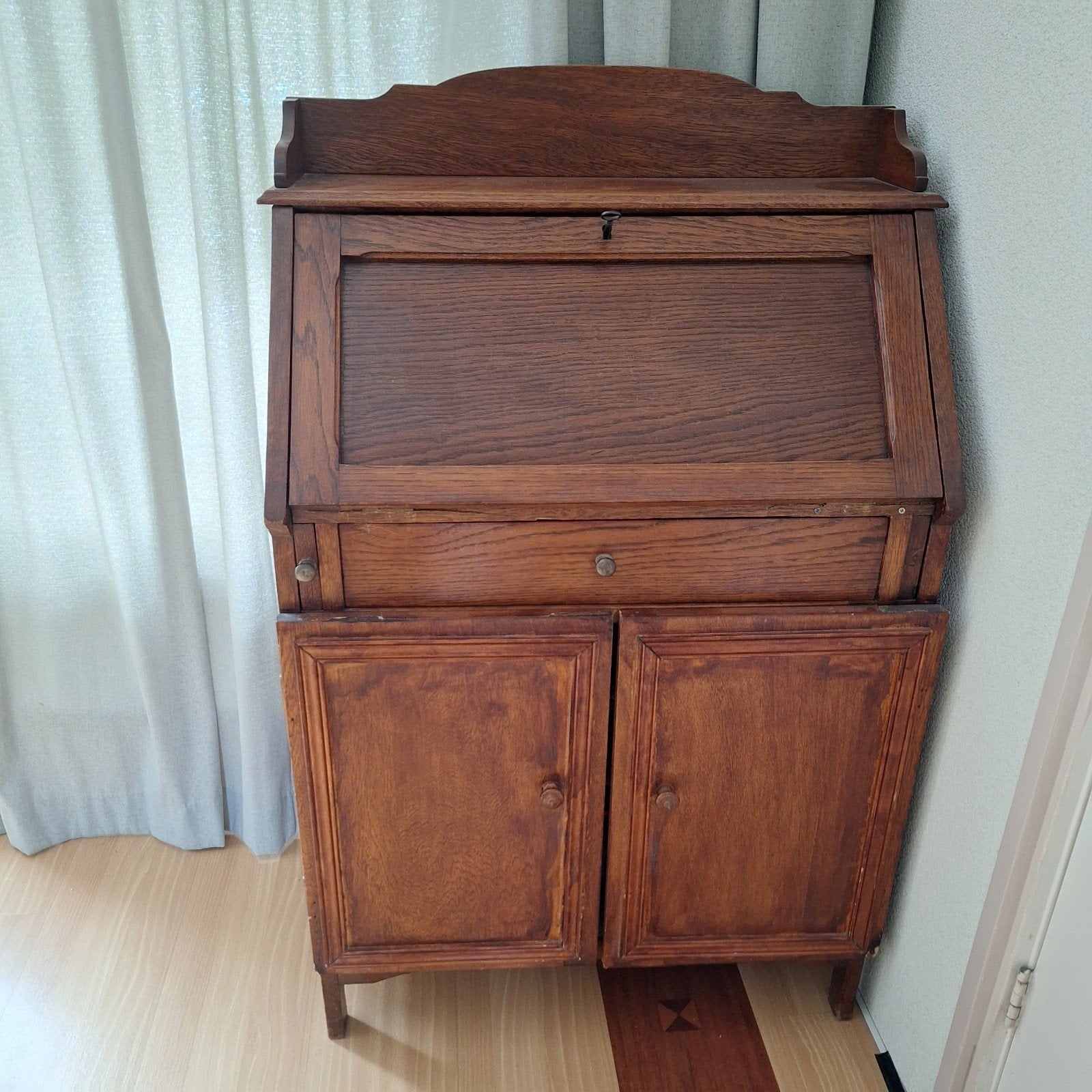 Antiek secretaire bureau, Ophalen