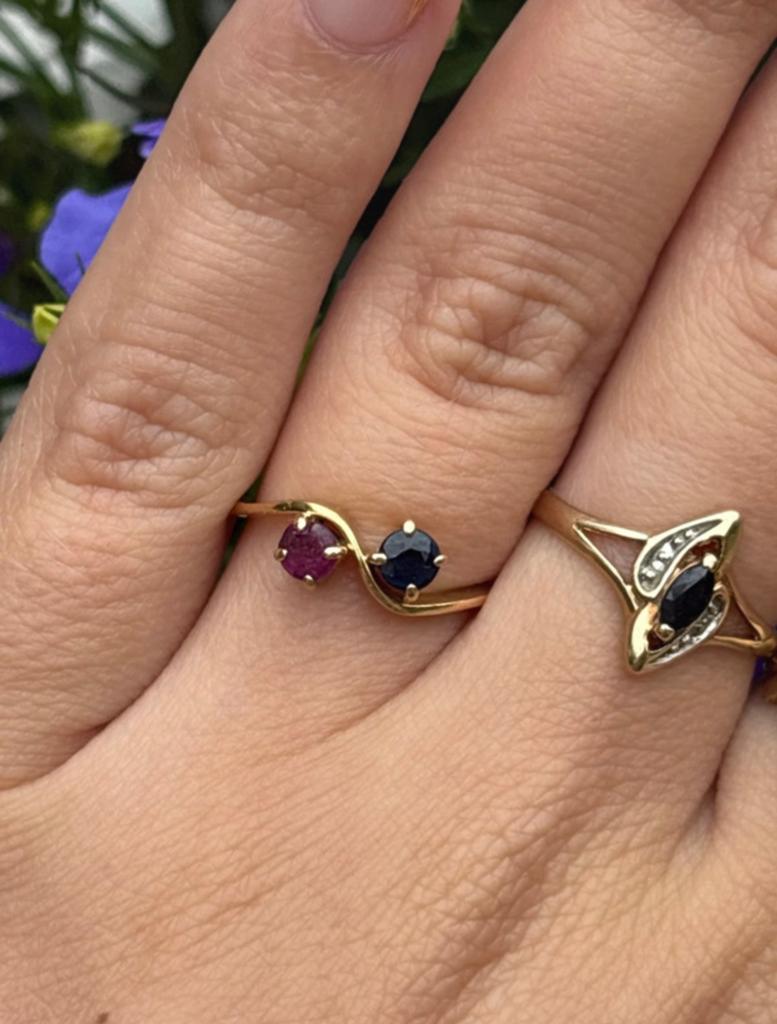 14 karaat gouden ring met saffier en robijn, Verzenden, Met edelsteen, Dame, Goud