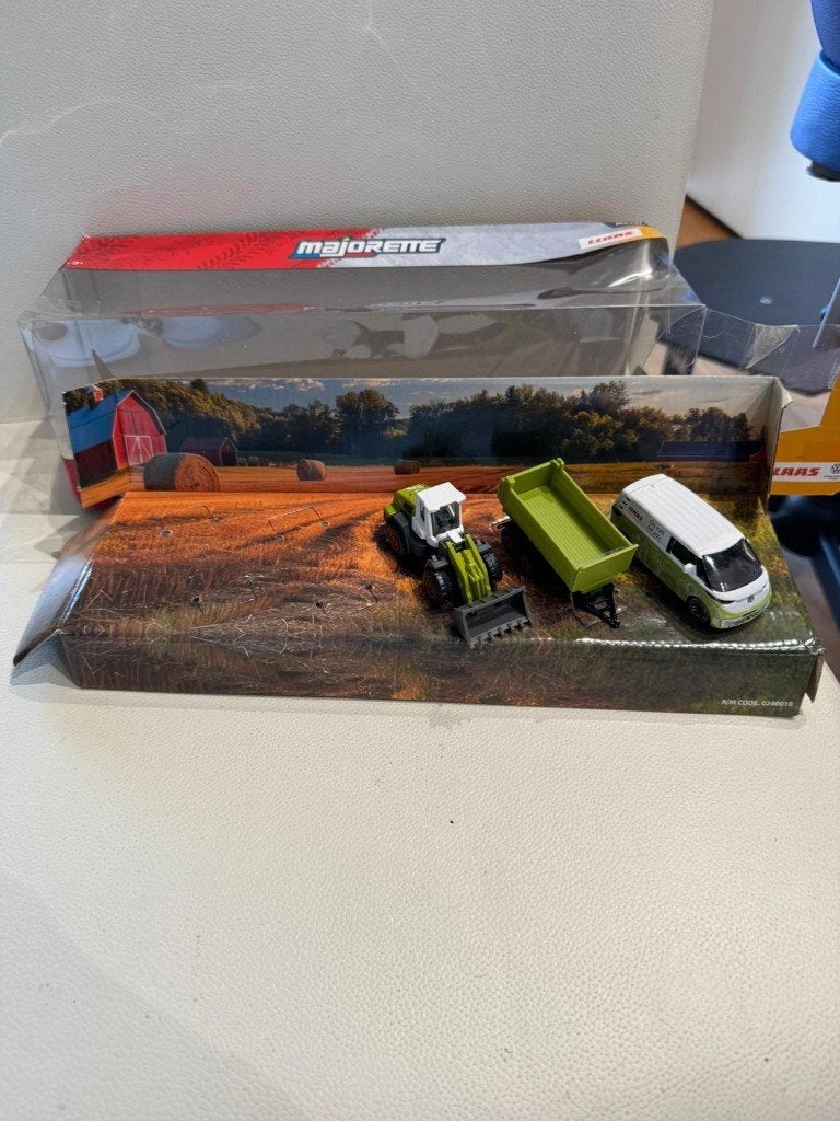 majorette claas tractor giftpack, Ophalen of Verzenden, Zo goed als nieuw