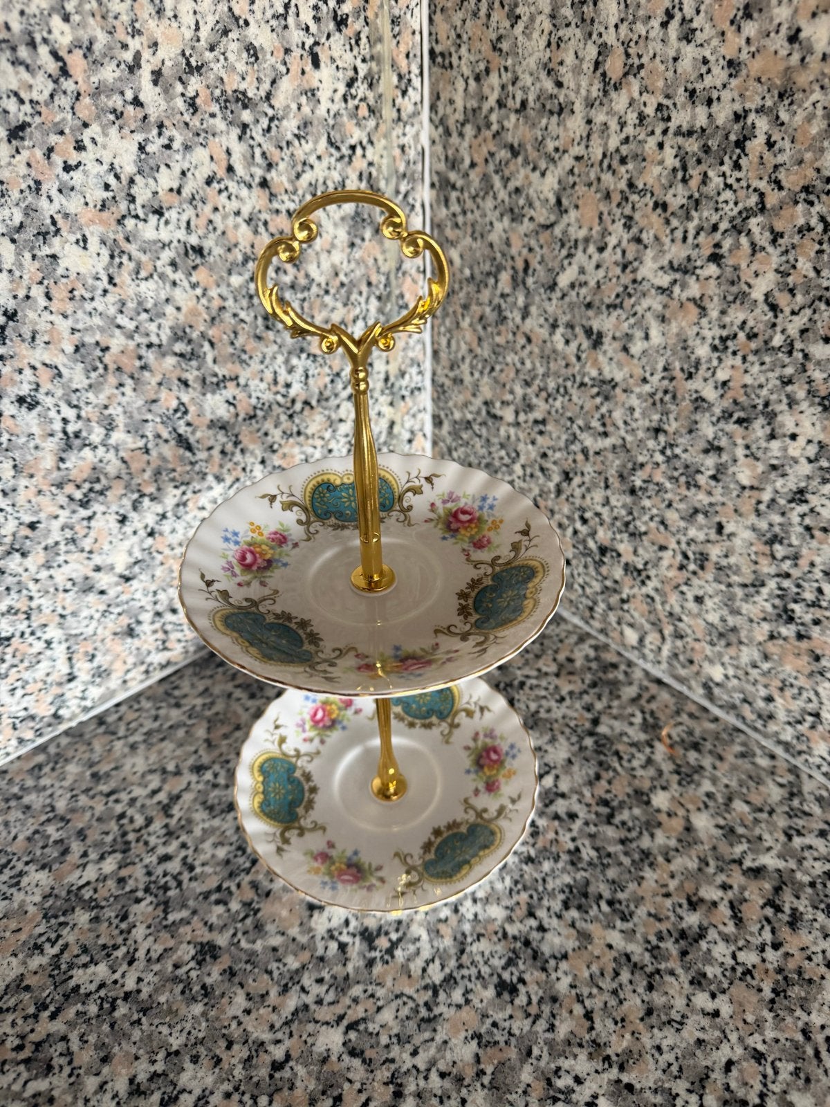 Royal Albert Berkeley etagere - 2-laags, Antiek en Kunst, Ophalen of Verzenden