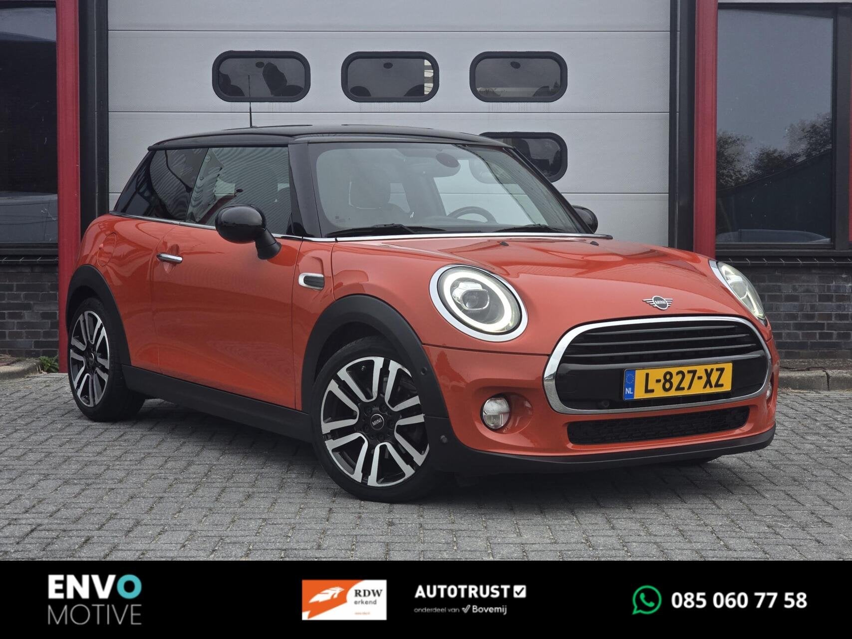Mini 1.5 Cooper Chili 3-Deurs Leer/Stoelverw/LED/Navi/PDC, Voorwielaandrijving, 136 pk, Gebruikt, Overige kleuren