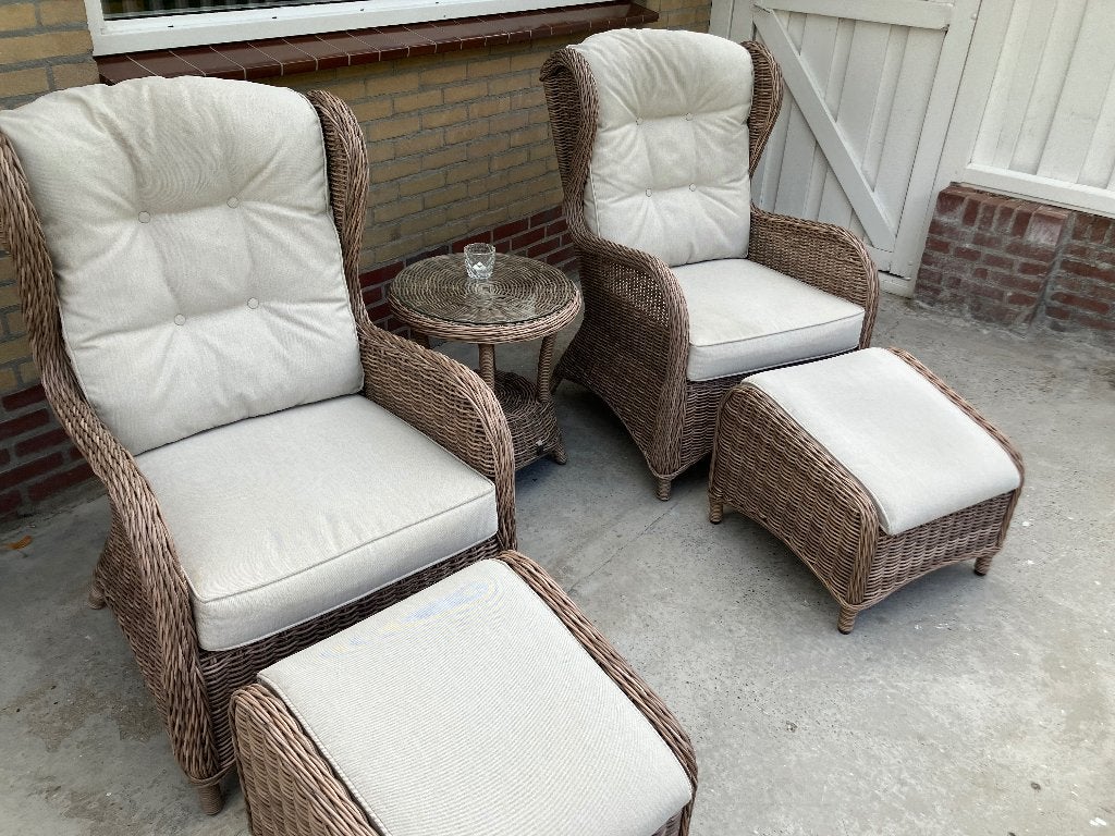 Twee loungestoelen van Atleve, Tuin en Terras, Gebruikt, Bijzettafel, Loungeset, Wicker