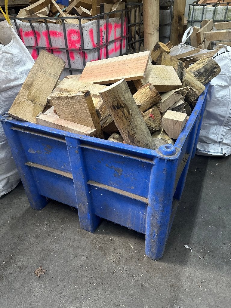 Haardhout mix van o.a. eik, kastanje en douglas/lariks, Minder dan 3 m³, Ophalen, Overige houtsoorten, Blokken