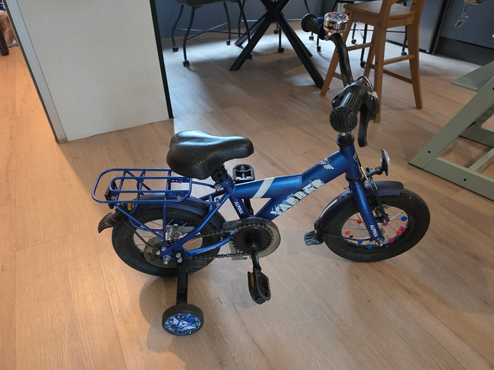 Alpina Yabber kinderfiets 12 inch met zijwieltjes, Fietsen en Brommers, Fietsen | Kinderfietsjes, Ophalen, Terugtraprem, Zijwieltjes