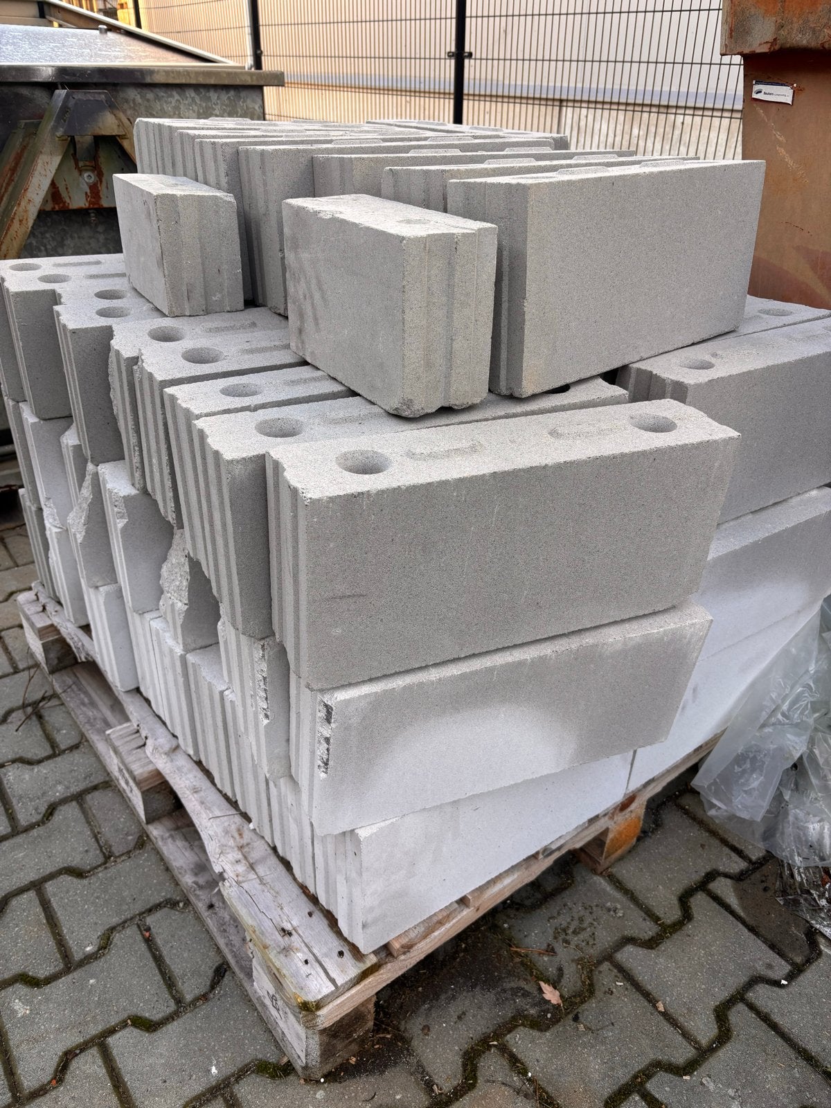 Kalkzandstenen 437x100x198, Ophalen, Gebruikt, Kalkzandstenen
