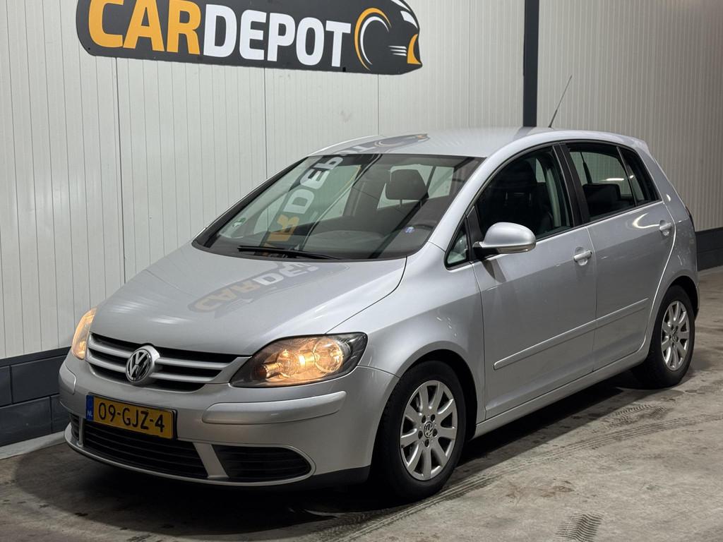 Volkswagen Golf Plus 1.4 TSI Comfortline Nette Wagen Trekhaa, Gebruikt, Zwart, 4 cilinders, 700 kg