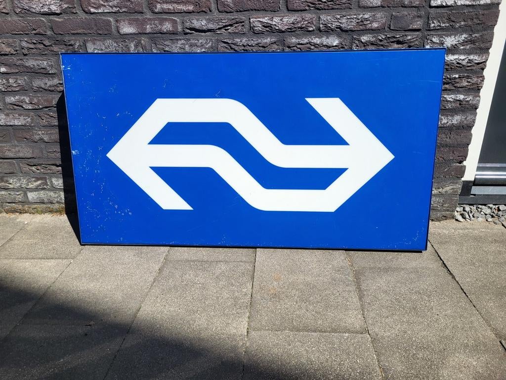 Grote reclame lichtbak/lichtreclame van de NS., Lichtbak of (neon) lamp, Onbekend, Ophalen of Verzenden, Zo goed als nieuw