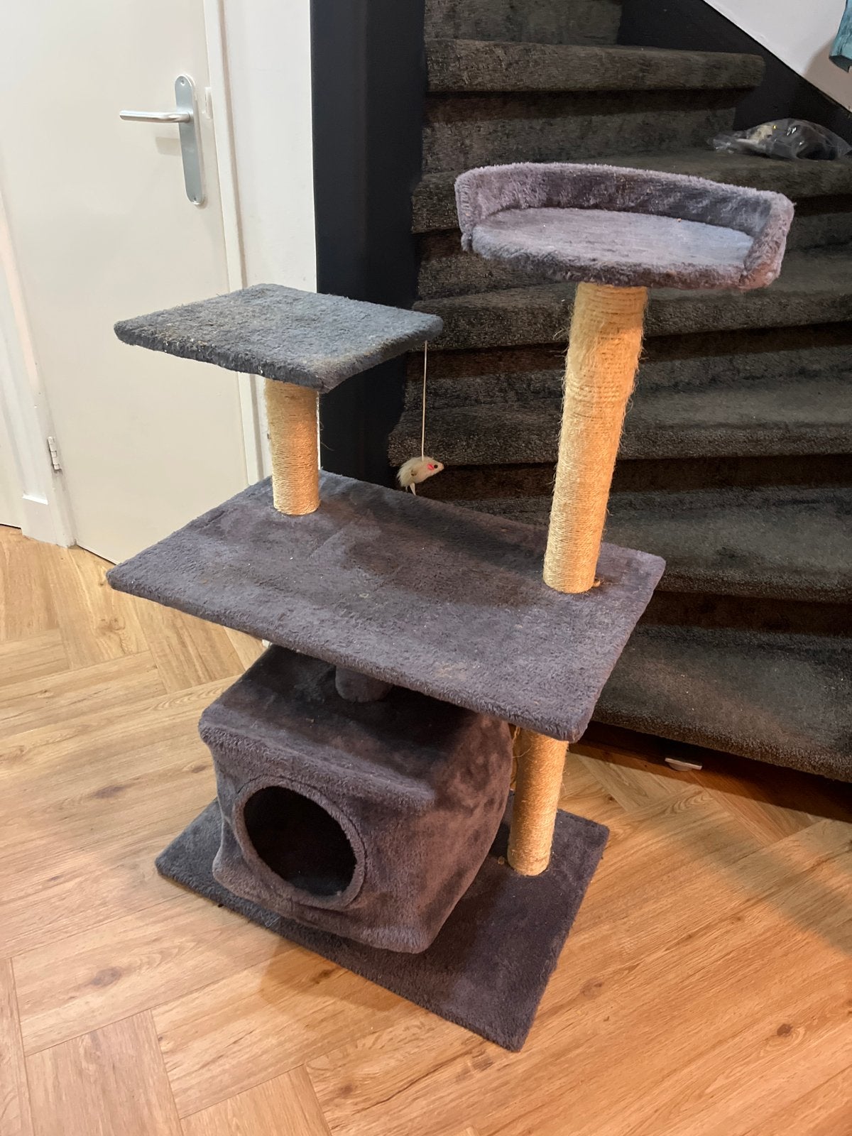 Kattenmeubel krabpaal krabpolen / gebruikt maar gratis, Ophalen, Krabpaal