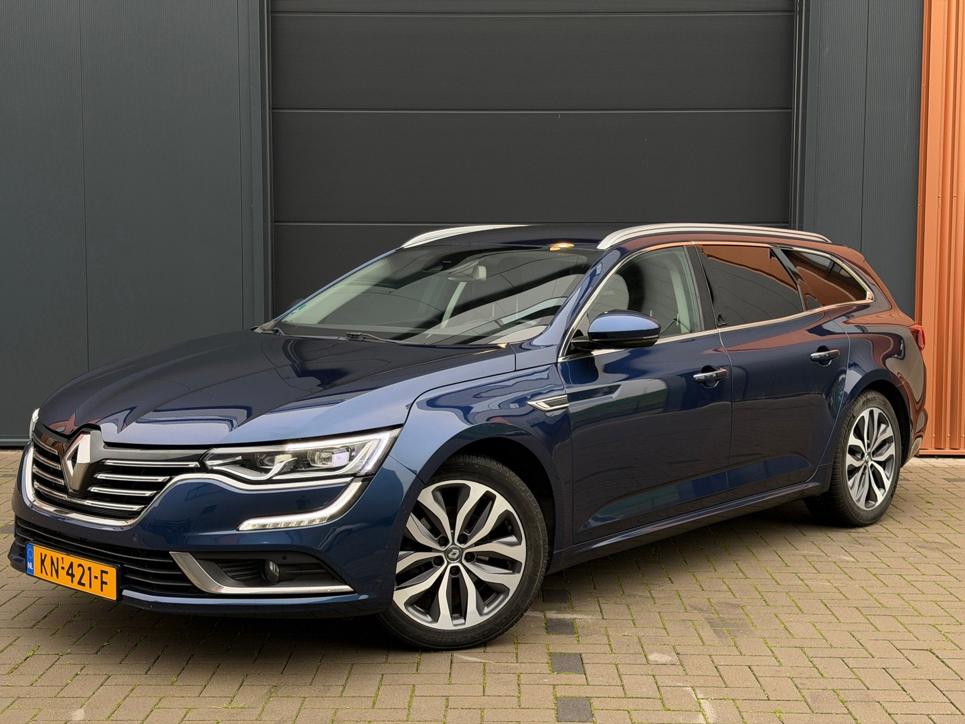 Renault Talisman Estate 1.6 TCe Intens|Keyless|Navi|BOSE|Ele, 1618 cc, Gebruikt, 4 cilinders, Blauw