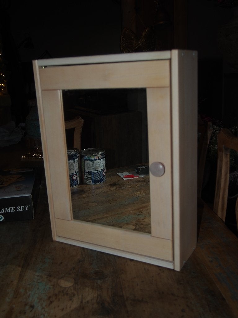 Houten wandkastje/badkamerkastje met spiegel, Huis en Inrichting, Hout, Gebruikt, Beige, Ophalen of Verzenden