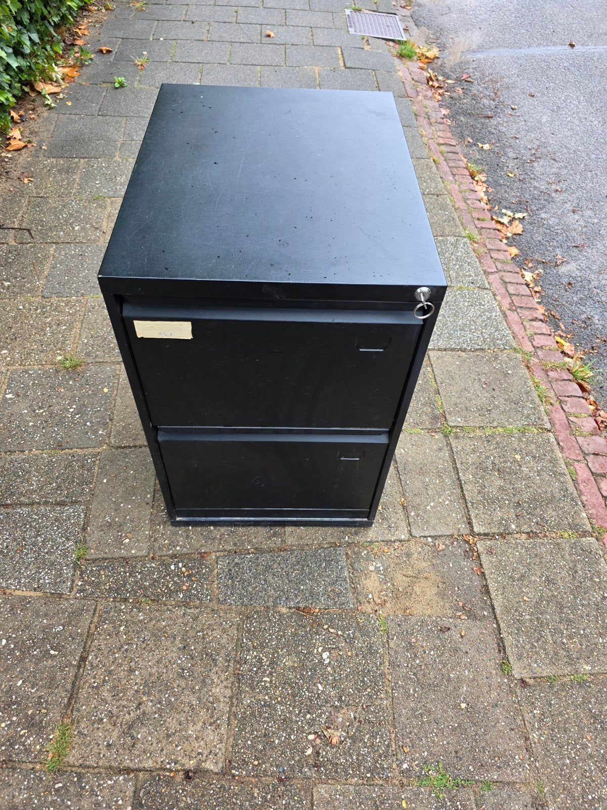 Zwarte laden kast met sleutel, Ophalen of Verzenden, Gebruikt
