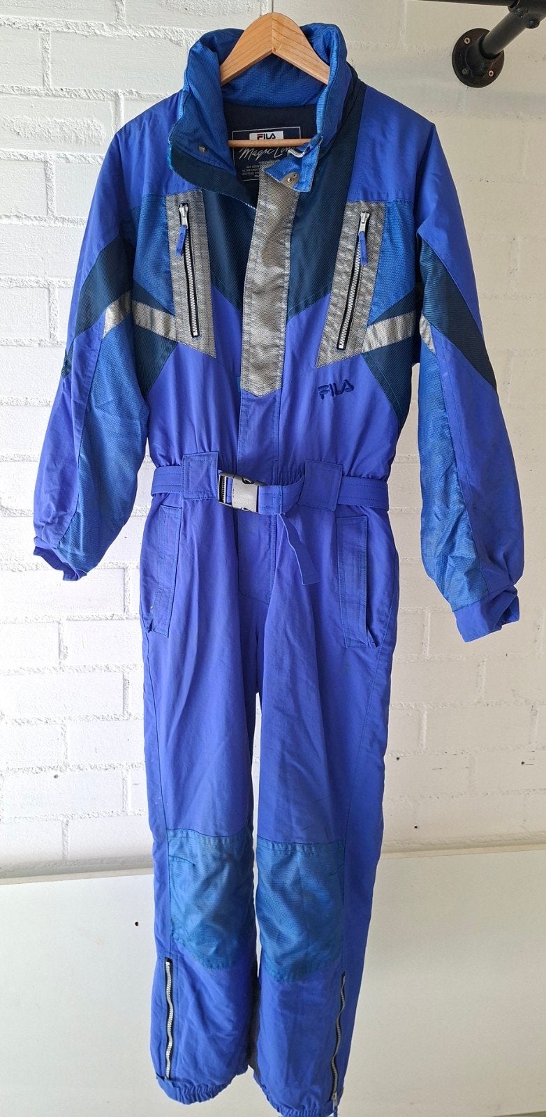 Vintage skipak FILA 48/M retro fout après-ski klunen carnava, Sport en Fitness, Overige merken, 160 tot 180 cm, Ophalen of Verzenden