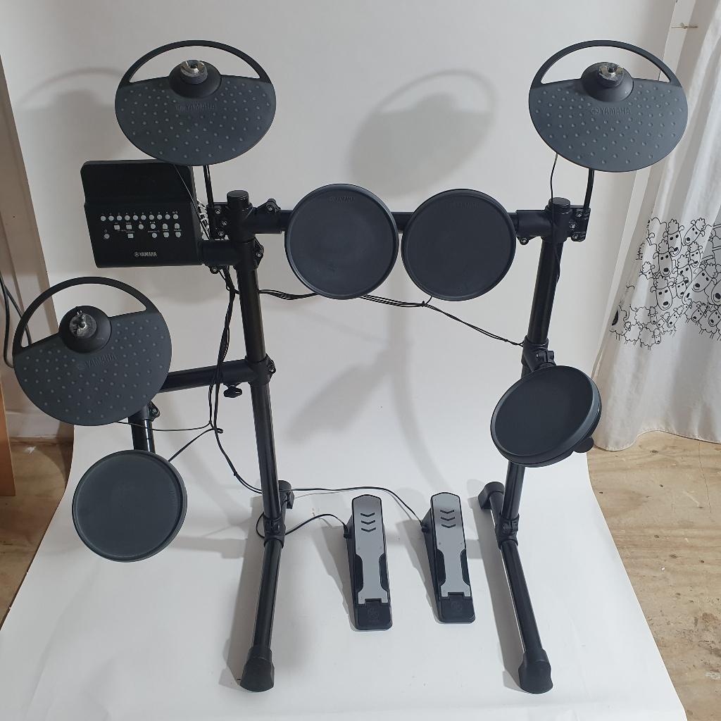 YAMAHA DTX400K elektronisch drumstel in goede staat, Muziek en Instrumenten, Ophalen of Verzenden, Zo goed als nieuw, Yamaha, Elektronisch