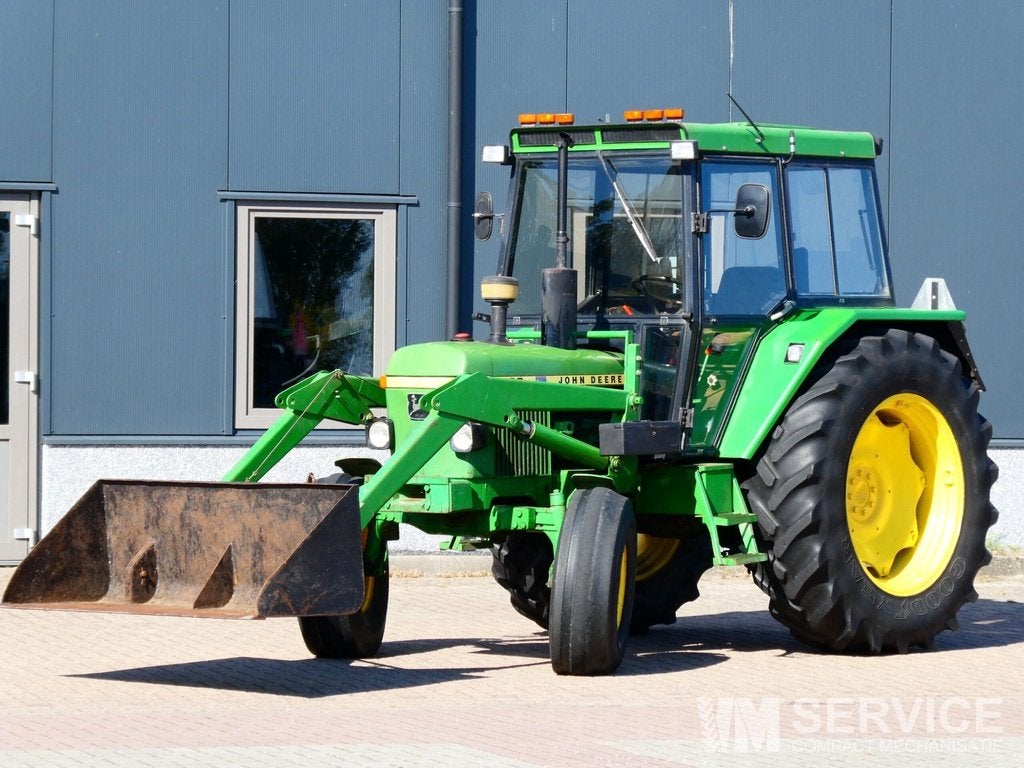 John Deere 2130 2wd / 8913 Draaiuren / Margetrekker, Zakelijke goederen, John Deere, JDFCustomerSupport@JohnDeere.com, John Deere