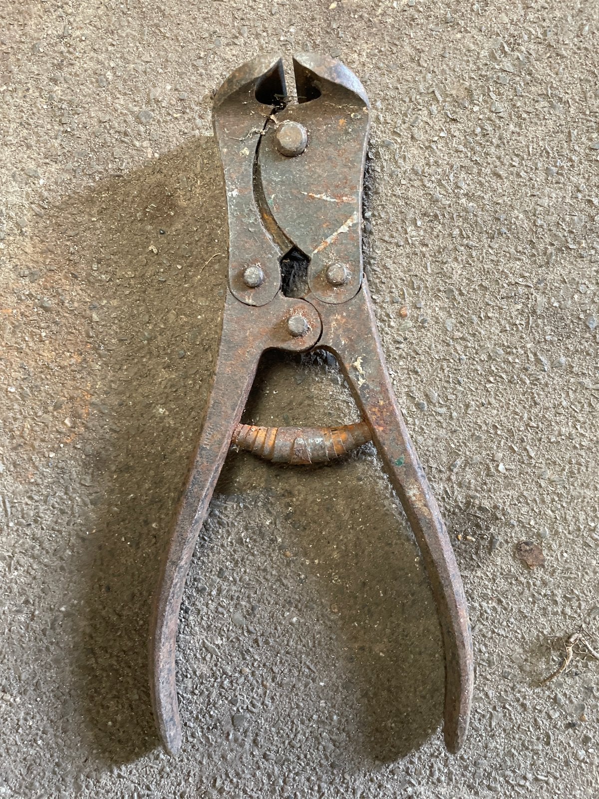 VINTAGE KOPKNIPTANG (MET HEFBOOMOVERBRENGING), Ophalen