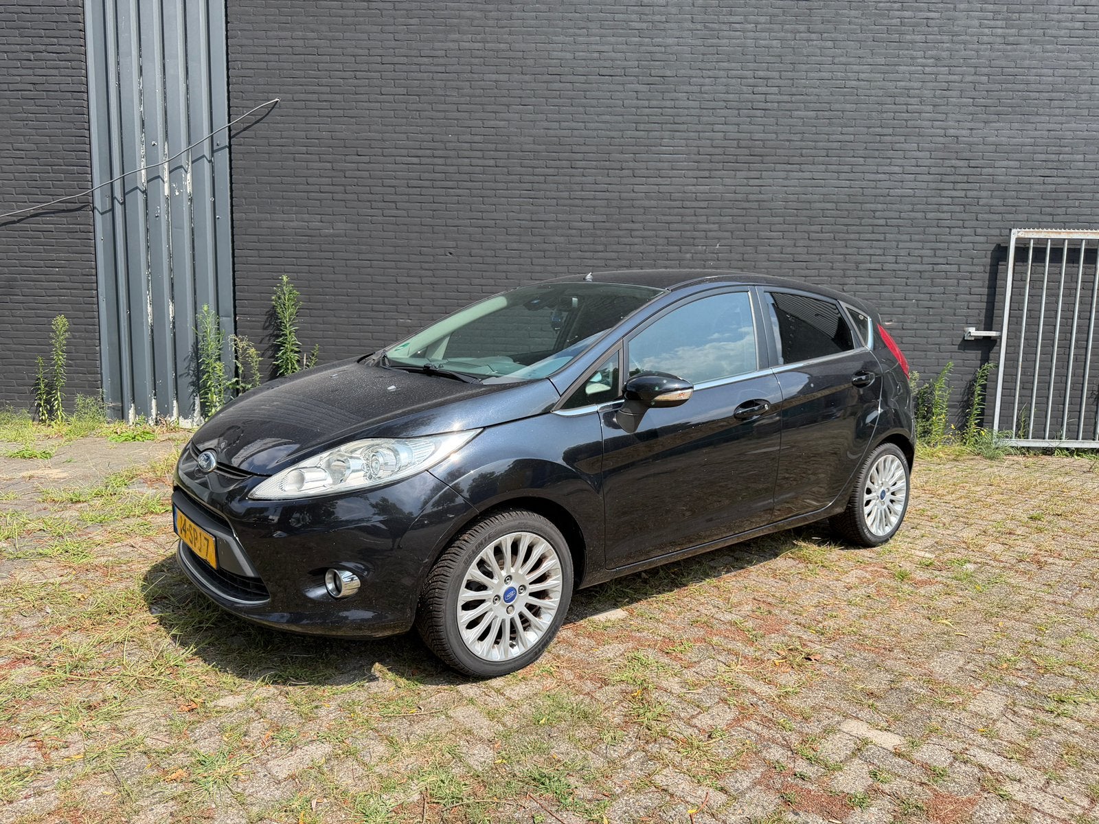 Ford Fiësta 1.25 60KW 5DR 2011 Zwart, Voorwielaandrijving, Zwart, Origineel Nederlands, Bedrijf