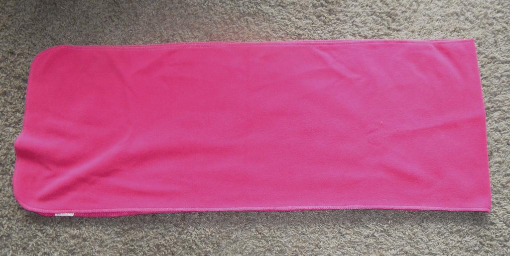 Warme dames-sjaal, cyclaam-kleur, Kleding | Dames, Mutsen, Sjaals en Handschoenen, Ophalen of Verzenden, Zo goed als nieuw, Maat 46/48 (XL) of groter