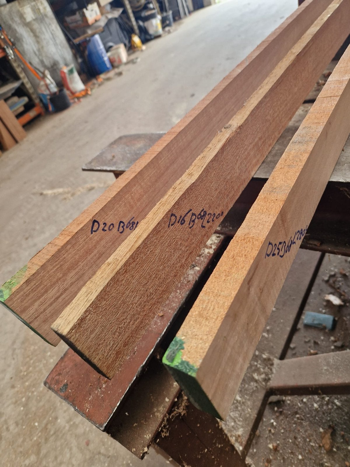 Meranti houten latten, Ophalen, Nieuw, 250 cm of meer, Planken