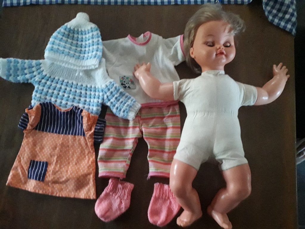 Pop met slap lijfje 50 cm, Verzamelen, Poppen, Ophalen of Verzenden, Zo goed als nieuw, Pop