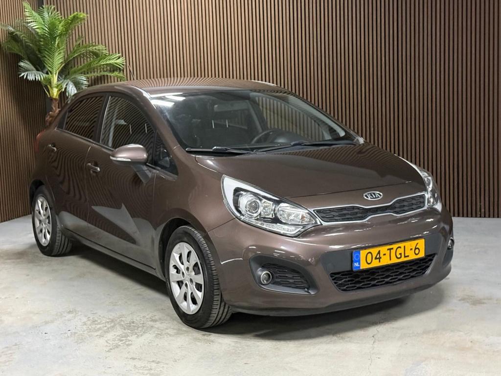 Kia Rio 1.2 CVVT Plus Pack (bj 2012), Auto's, Kia, 21 km/l, Euro 5, 4 cilinders, Bruin