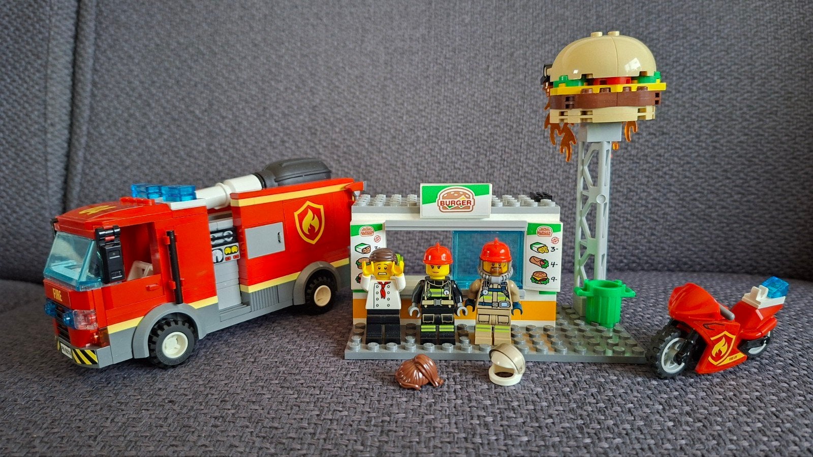 Lego City Brandweerwagen en Burgerbar set (compleet), Ophalen, City, Lego, Zo goed als nieuw
