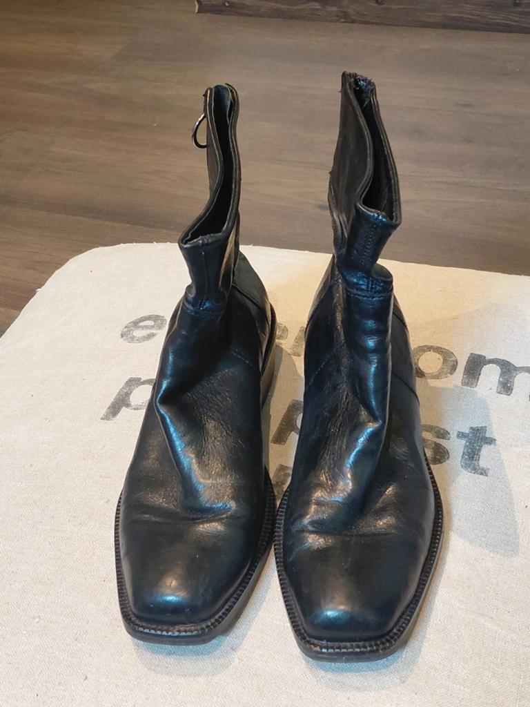 Zwarte enkellaars Mjus, Kleding | Dames, Schoenen, Zwart, Lage of Enkellaarzen, Ophalen of Verzenden, Mjus