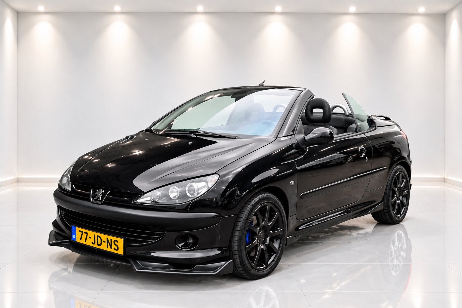 Peugeot 206 2.0 16V CC 2002 Zwart, Auto's, 4 cilinders, Cabriolet, 4 stoelen, Android Auto