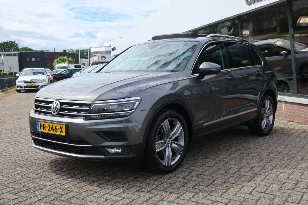 Volkswagen Tiguan 1.4 TSI ACT Highline 2e EIG_LED_ADAP-CRUIS, Euro 6, 4 cilinders, 150 pk, Alcantara
