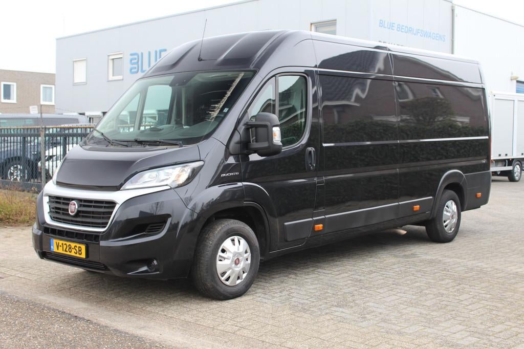 Fiat Ducato 35 2.3 MultiJet 130PK Euro6 Automaat L4H2 Maxi L, Auto's, Bestelauto's, Gebruikt, 2500 kg, Zwart, Origineel Nederlands