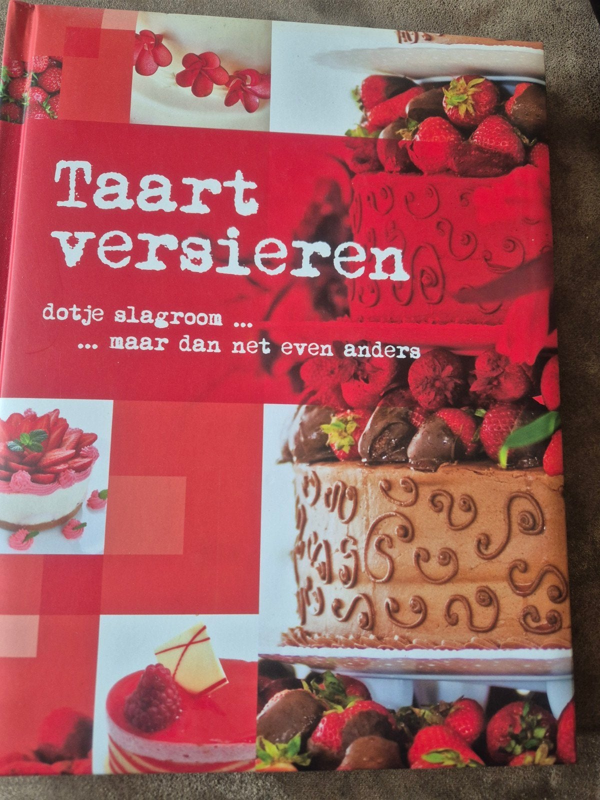 taart versierentaart, Ophalen of Verzenden, Zo goed als nieuw