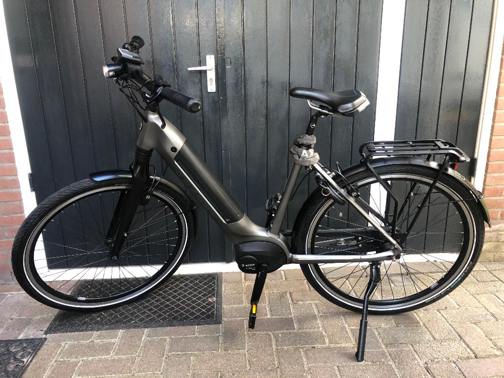 Gazelle Ultimate C8      53 cm (als nieuw), Ophalen, Zo goed als nieuw, 51 tot 55 cm, 50 km per accu of meer