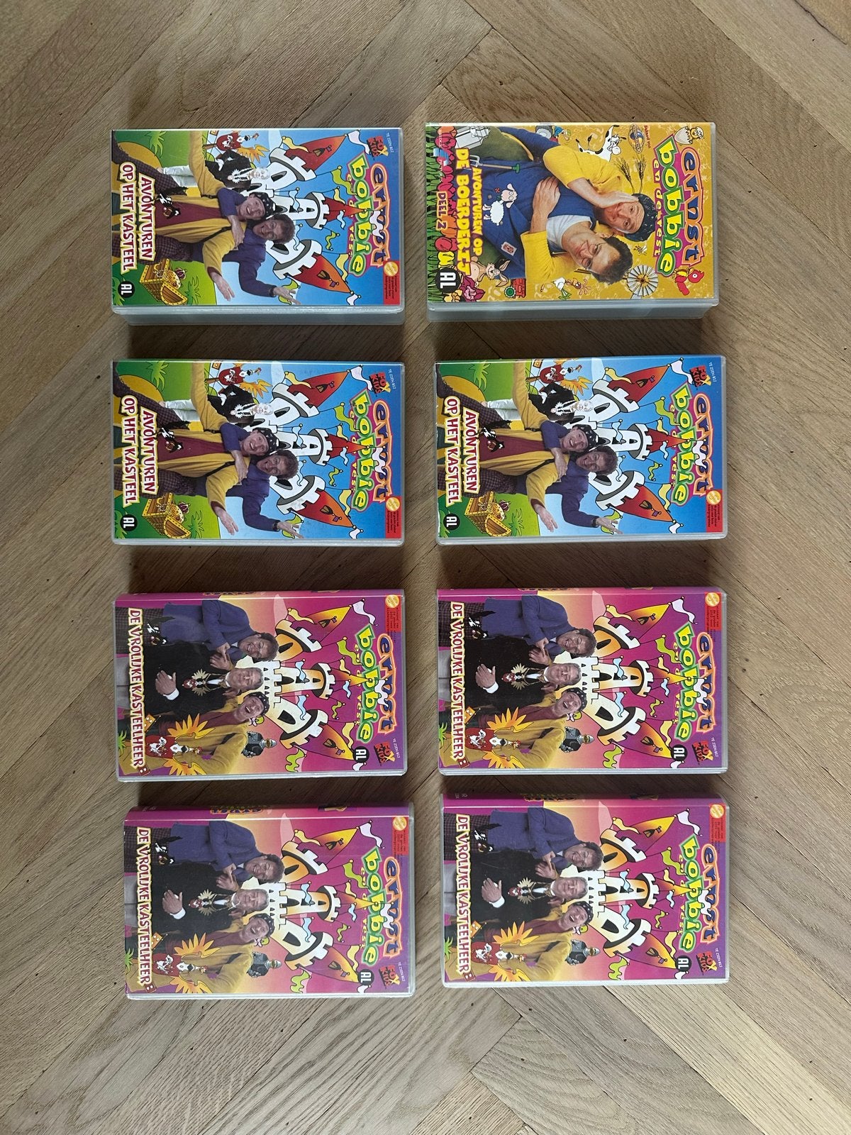 Ernst, Bobbie en de Rest – 8 VHS-banden / 3 versch. titels, Alle leeftijden, Ophalen of Verzenden, Gebruikt, Nederlands