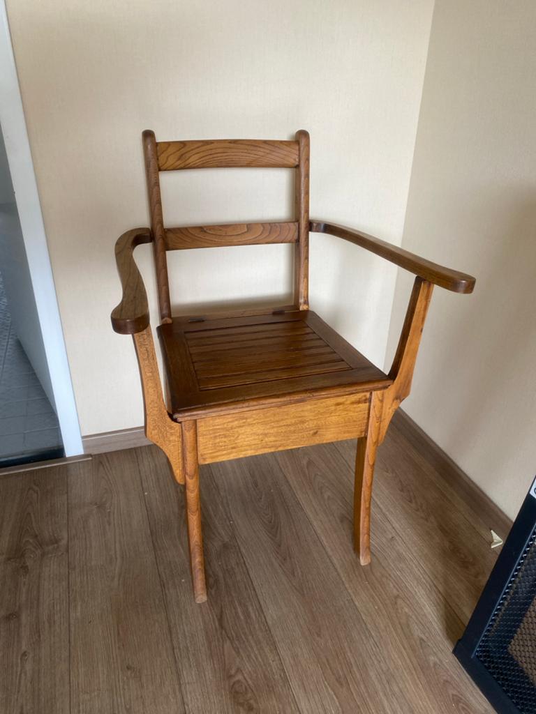 Antieke houten po-stoel / nachtstoel, Ophalen