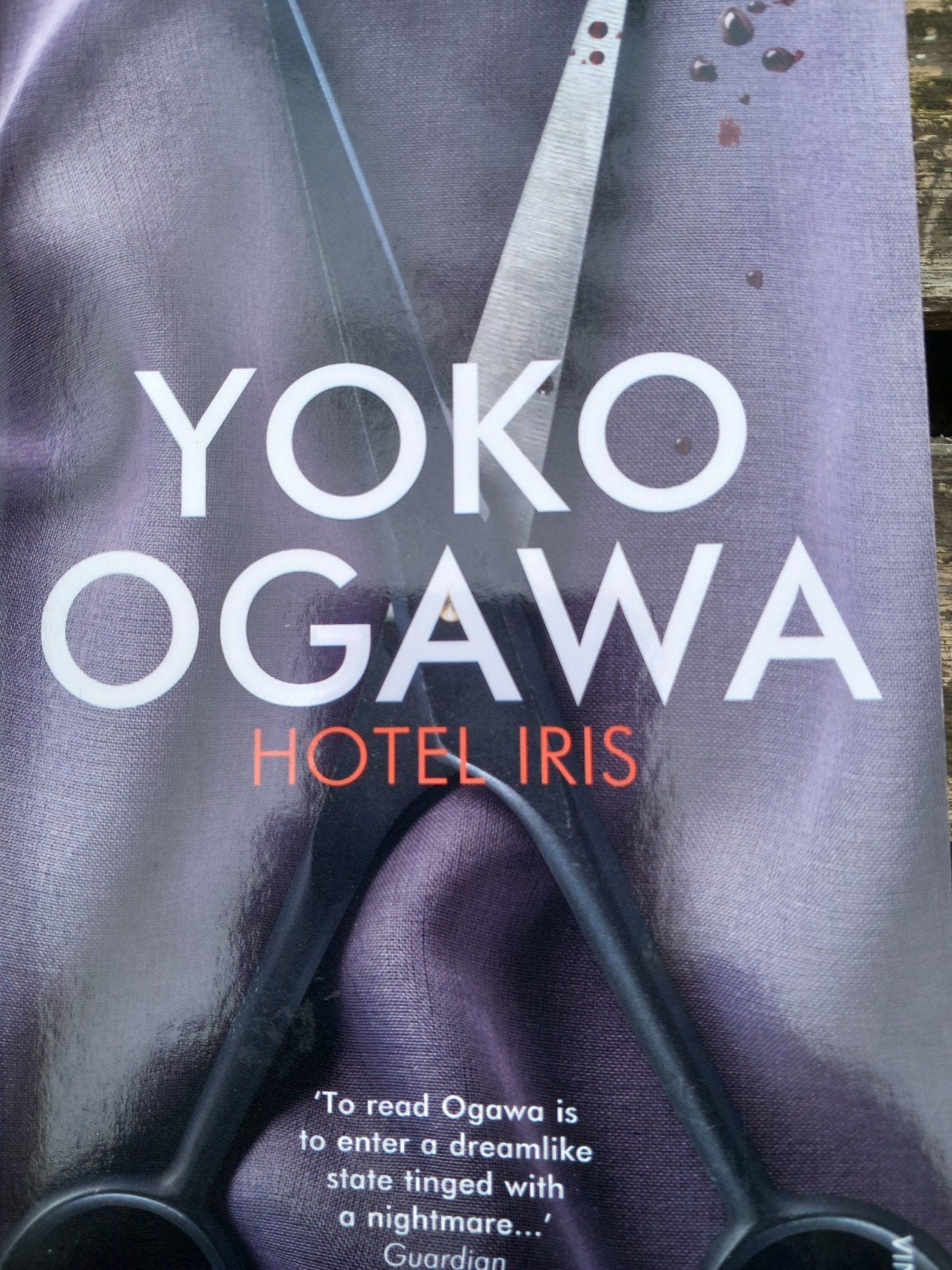 Yoko Ogawa - Hotel Iris, Ophalen of Verzenden, Zo goed als nieuw, Yoko Ogawa