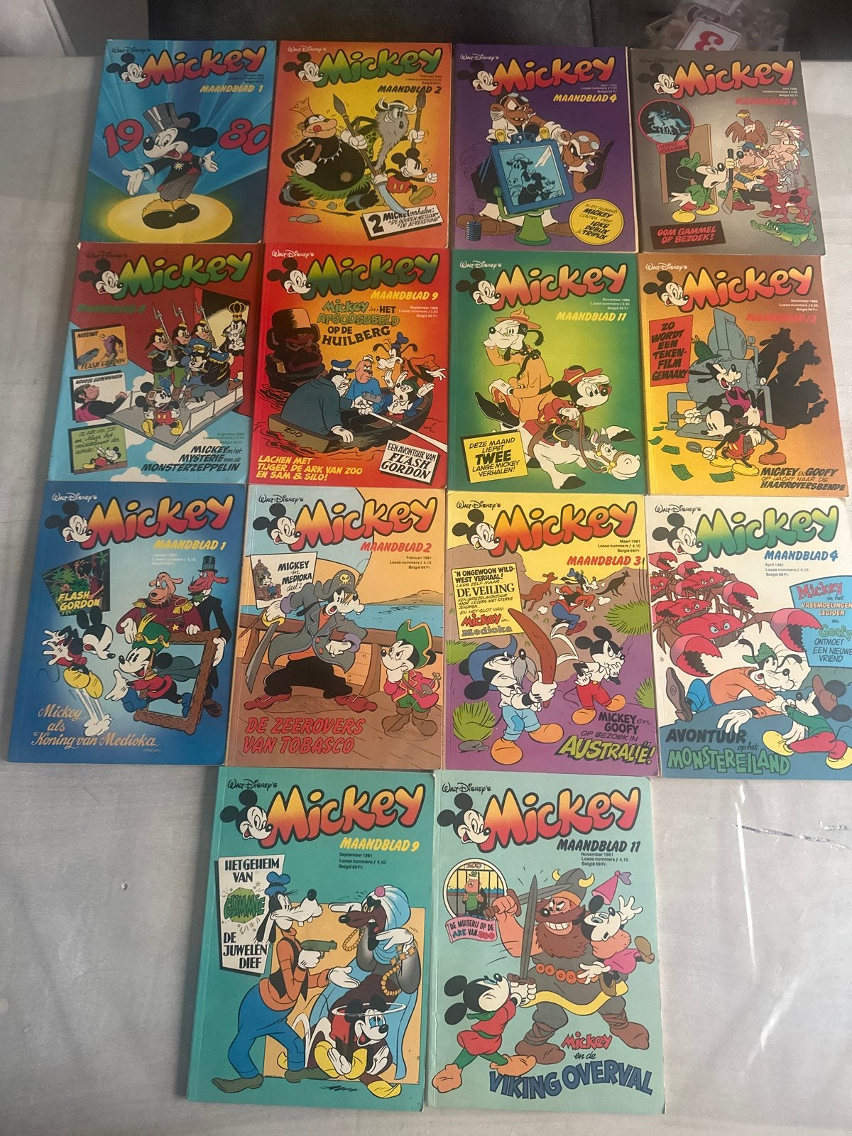 Mickey Maandblad Collectie - Diverse Nummers, Boeken, Stripboeken, Meerdere stripboeken, Ophalen of Verzenden, Gelezen