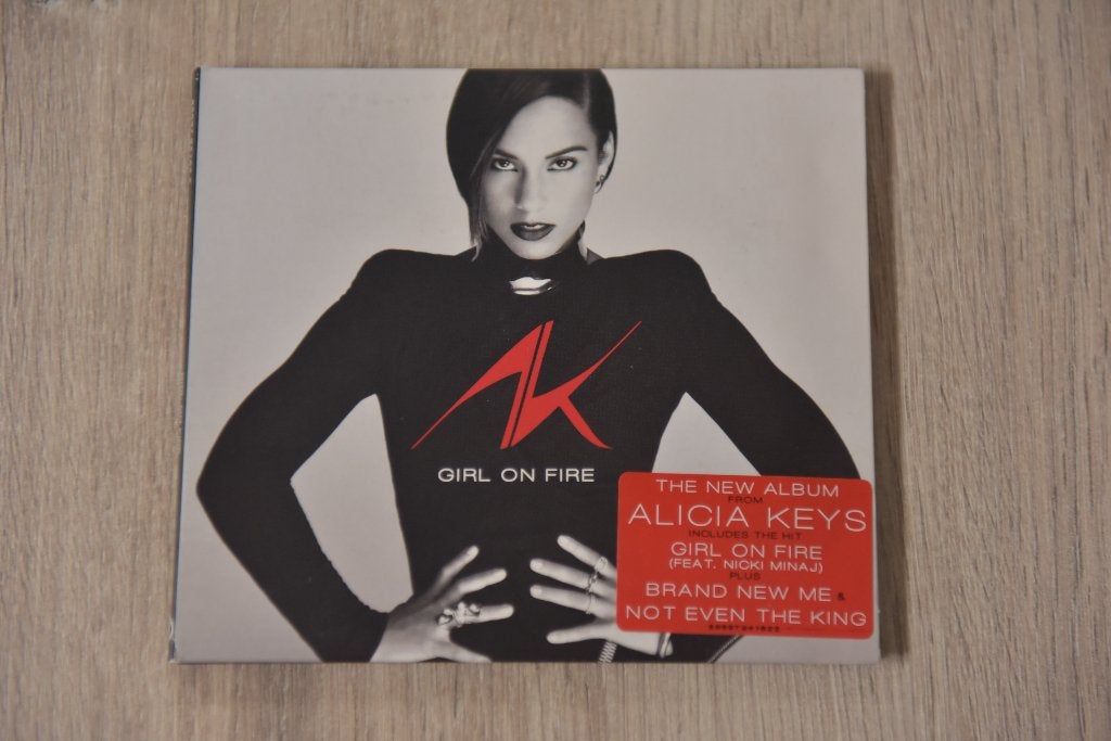 ALICIA KEYS -- GIRL ON FIRE, Digipak, Verzenden, Zo goed als nieuw, Soul