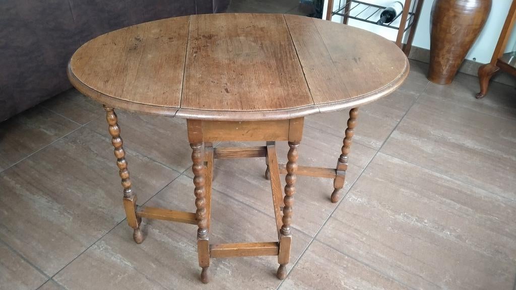 Engels antieke hangoor tafel gedraaide poten bijzettafel, Ophalen