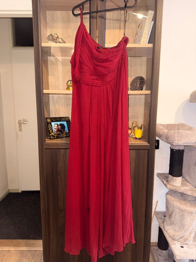Burgundy bridesmaid/gala dress UK20/EU48, Kleding | Dames, Jurken, Maat 46/48 (XL) of groter, Ophalen of Verzenden, Zo goed als nieuw