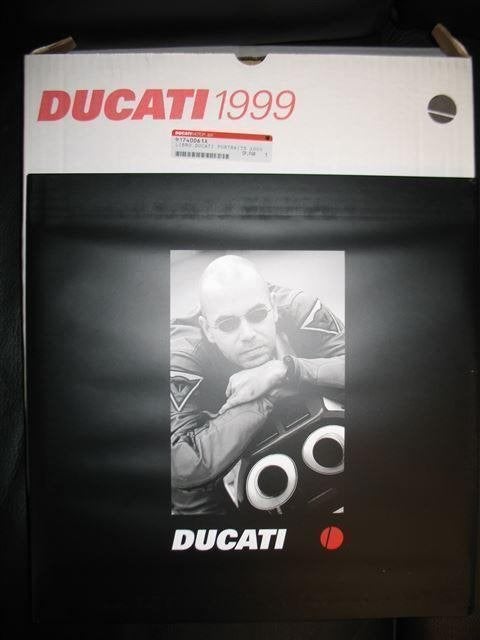Documentatie Ducati 1 originele jaarboeken yearbooks 1999 en, Ophalen of Verzenden, Nieuw